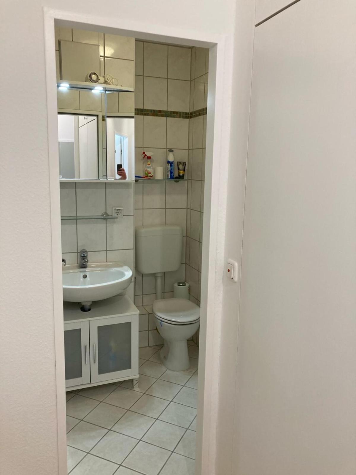 Bonbon Nerstr Vollstaendig Eingerichtetes Apartment Mit Parkplatz Köln Ngoại thất bức ảnh